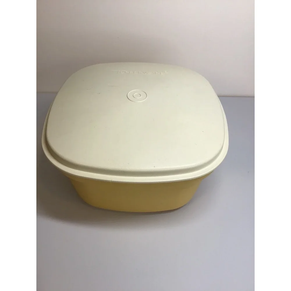 Vintage Tupperware Microwave Steamer